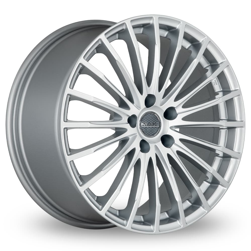 Mak Fatale 8x18 5x114.3 ET40 DIA76 Silver 
