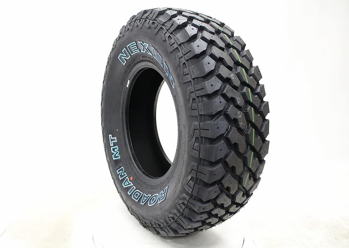 Nexen Roadian MT 31/10.5 R15 109Q  
